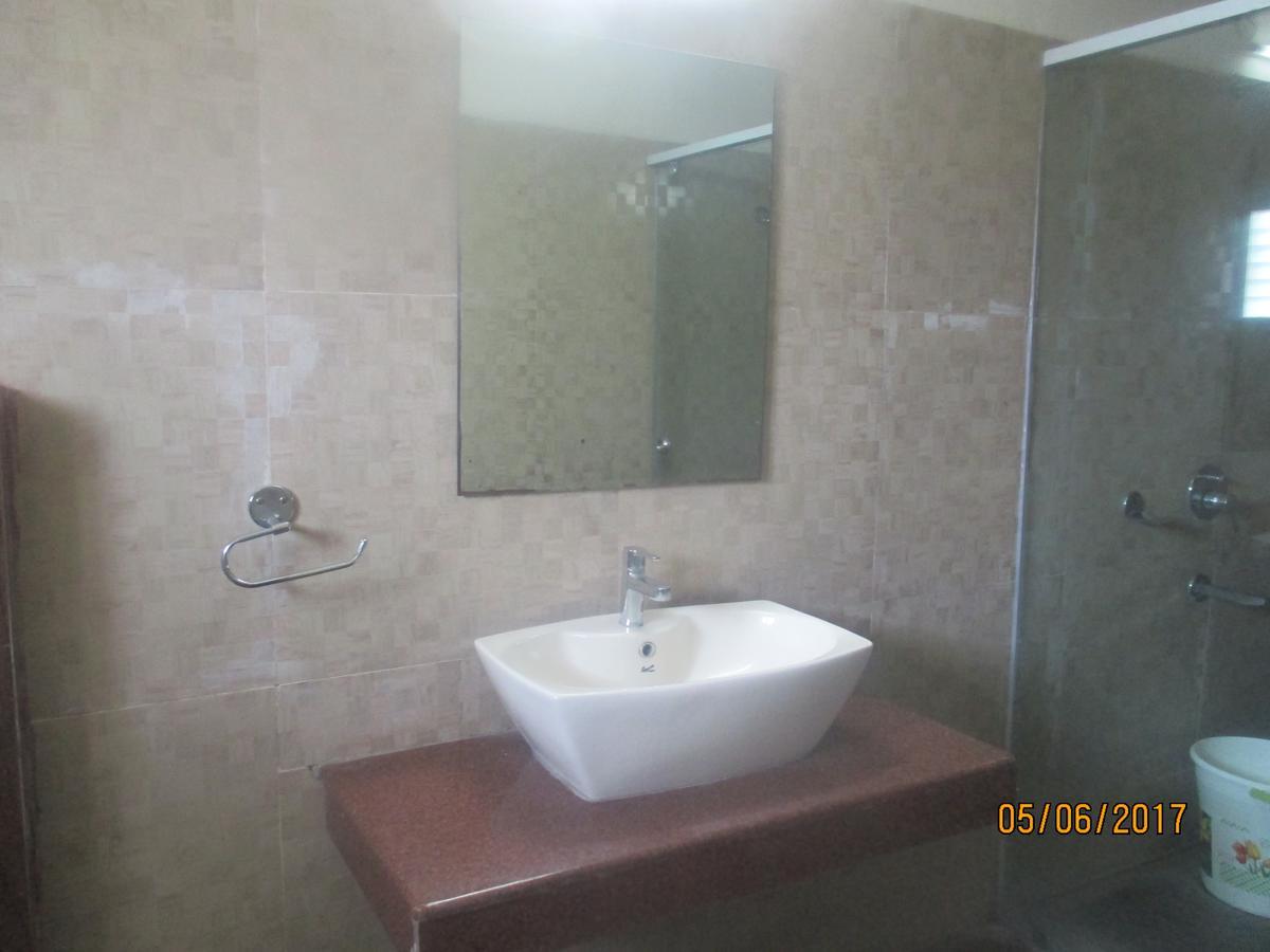 A.R Grand Hotel Visakhapatnam Esterno foto